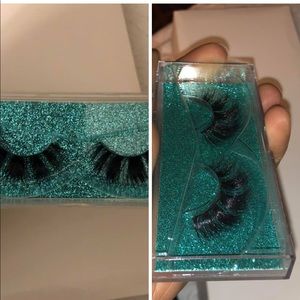 Mink lashes